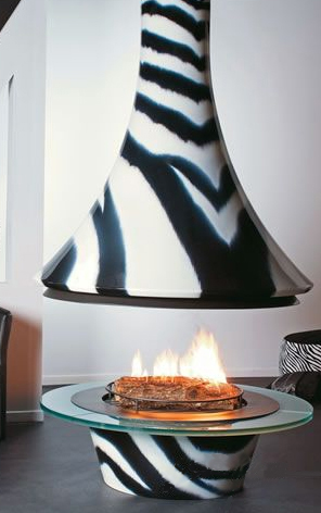 bordelet-fireplace-eva-zebra.jpg